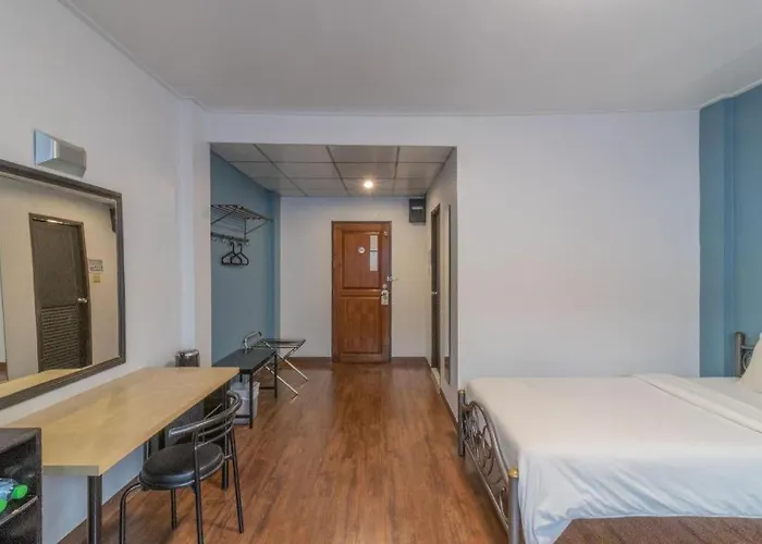 Hotel Intown 3*