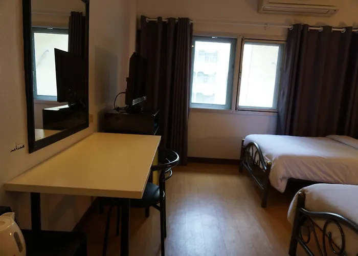 Intown Hotel 3*