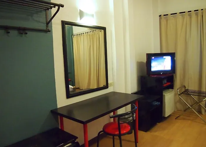 Intown Hotel