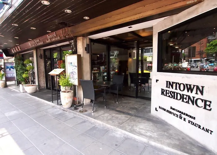 Intown Hotel 3*
